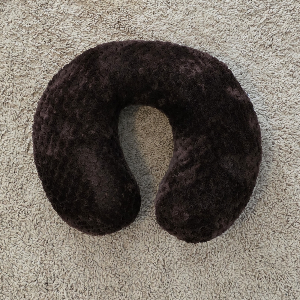 Plush Memory Foam Neck Travel Pillow in Dark Brown